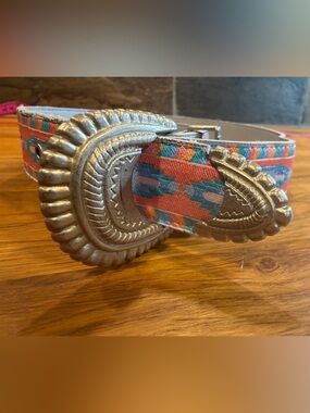 Vintage Nuovo Southwestern Pattern Belt with Silver Buckle (018)